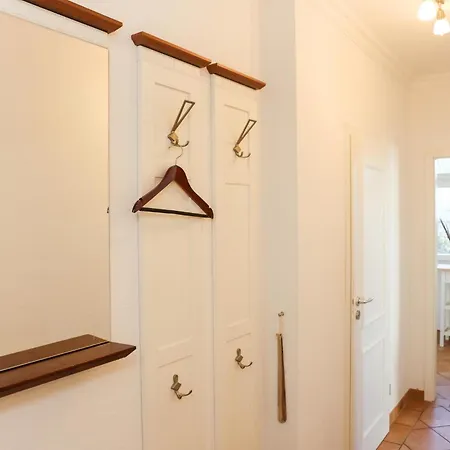 Ferienhaus Schoene 3-raum-whg., 2 Slz, Terrasse, Zentrale Lage Ostseebad Kühlungsborn