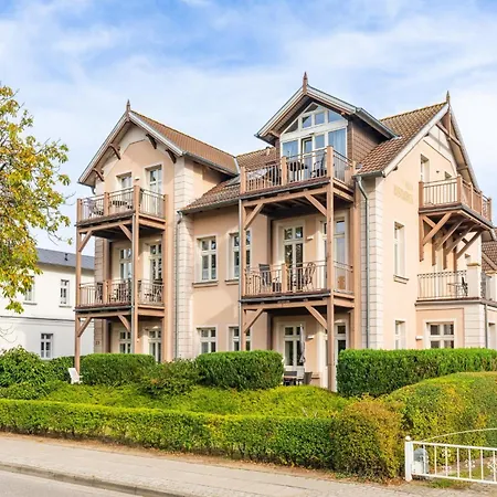 Schoene 3-raum-whg., 2 Slz, Terrasse, Zentrale Lage Ferienhaus Ostseebad Kühlungsborn